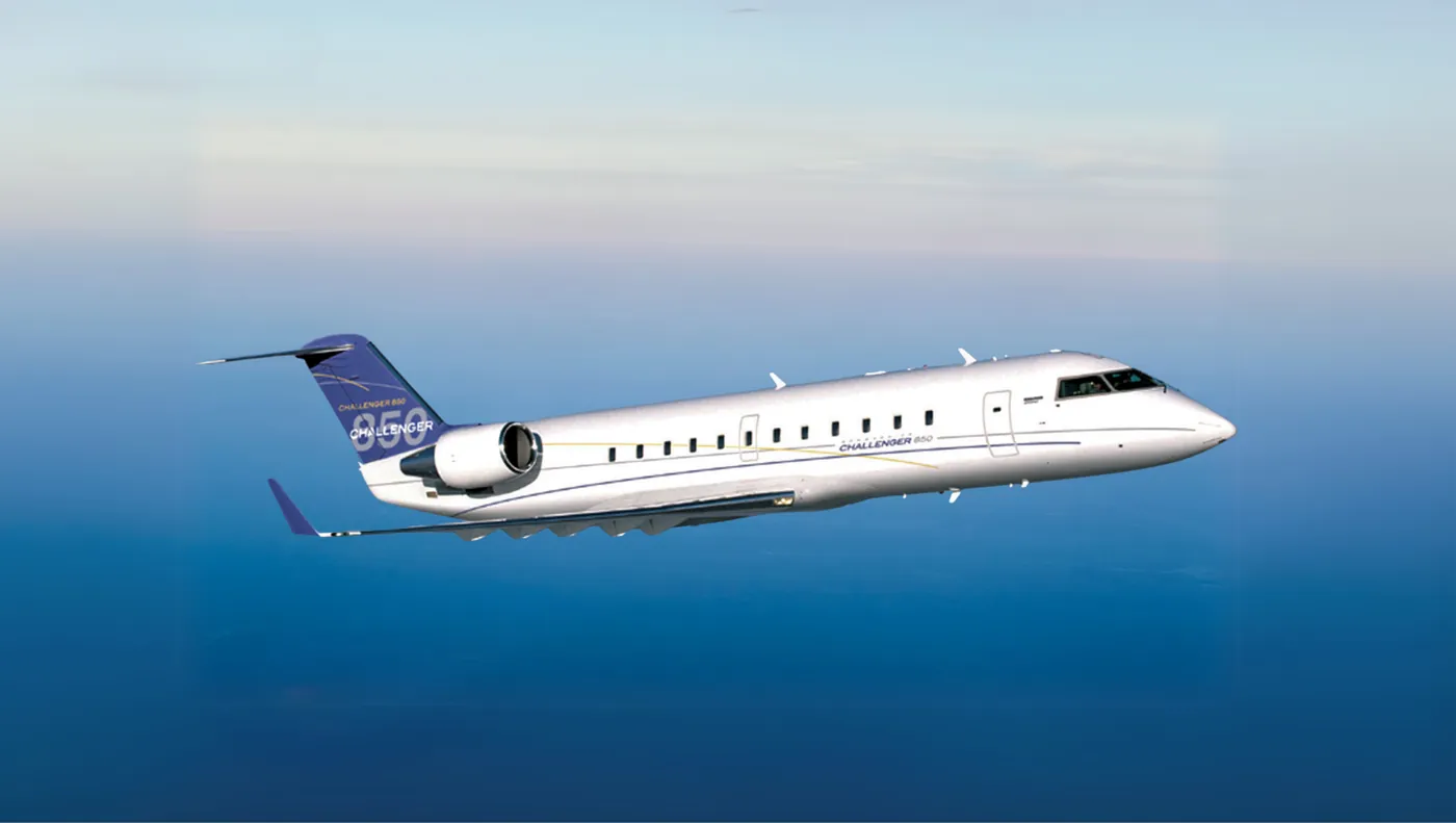Bombardier Challenger 850 - private jet photo 2