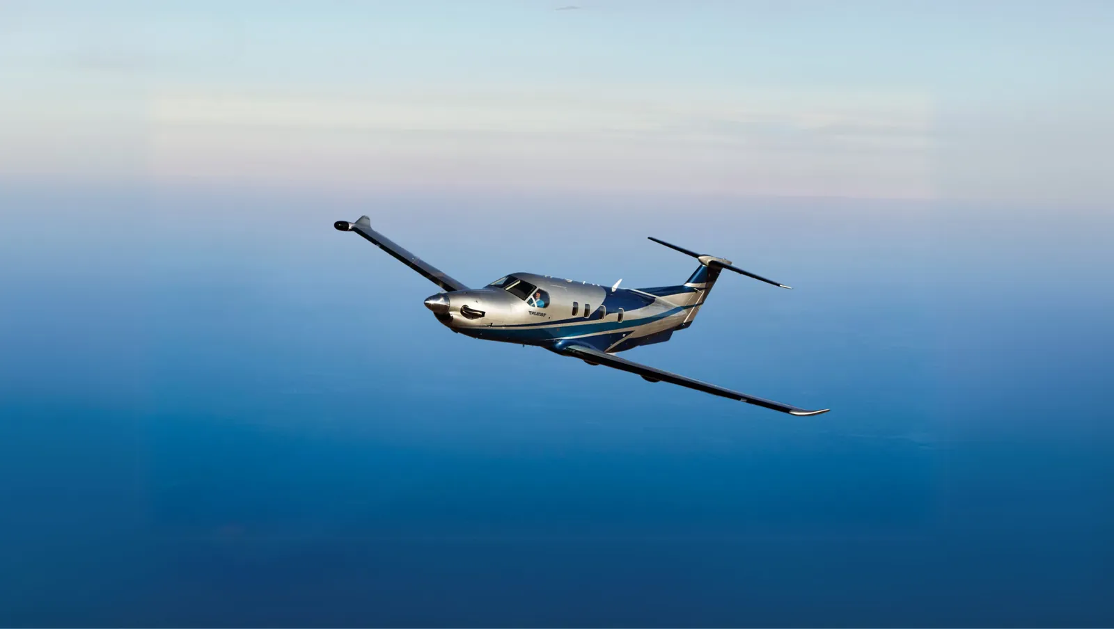 Pilatus PC-12 - private jet charter