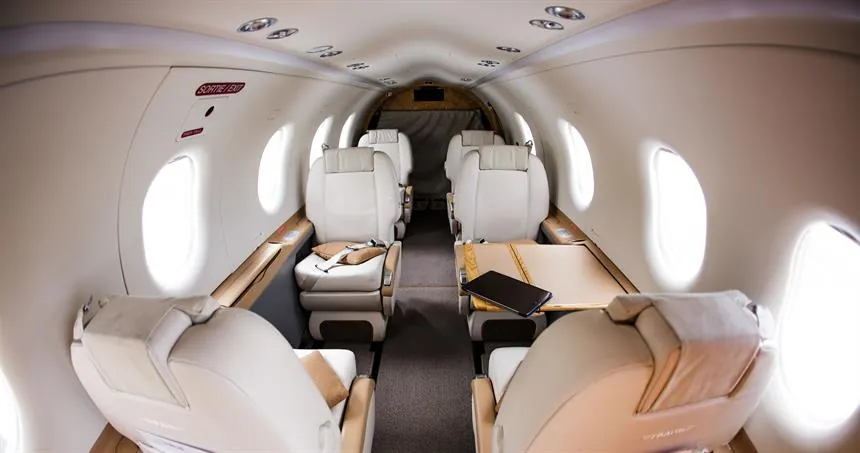 Pilatus PC-12 - private jet photo 2