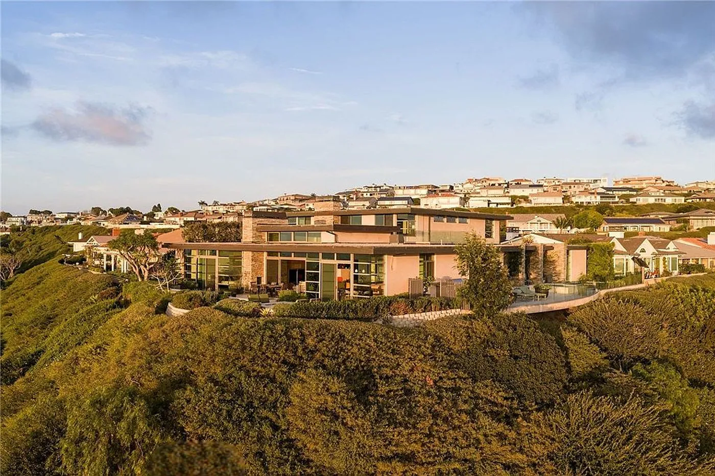 Villa Pacific - Los Angeles