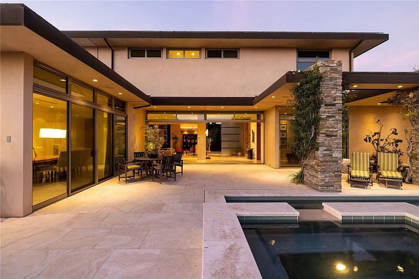 Villa Pacific - Los Angeles