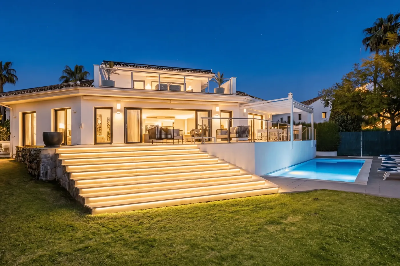 Villa Poniente - Nueva Andalucía