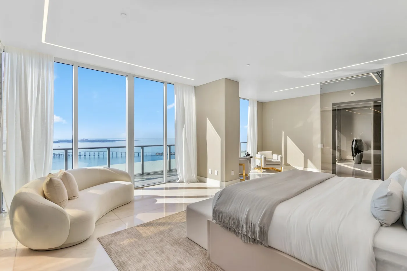Penthouse Skyline - Miami
