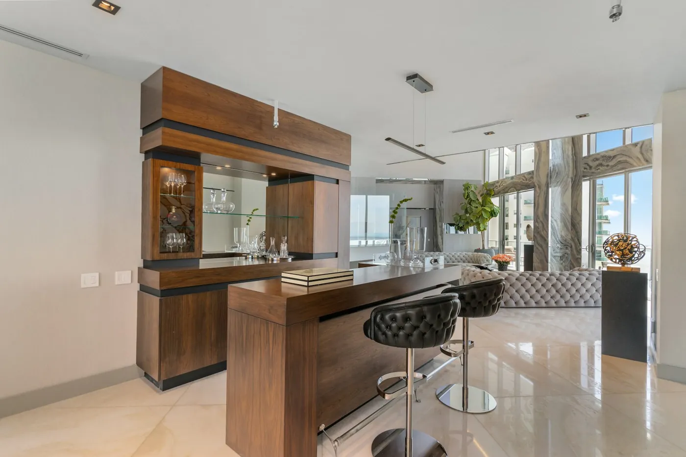 Penthouse Skyline - Miami