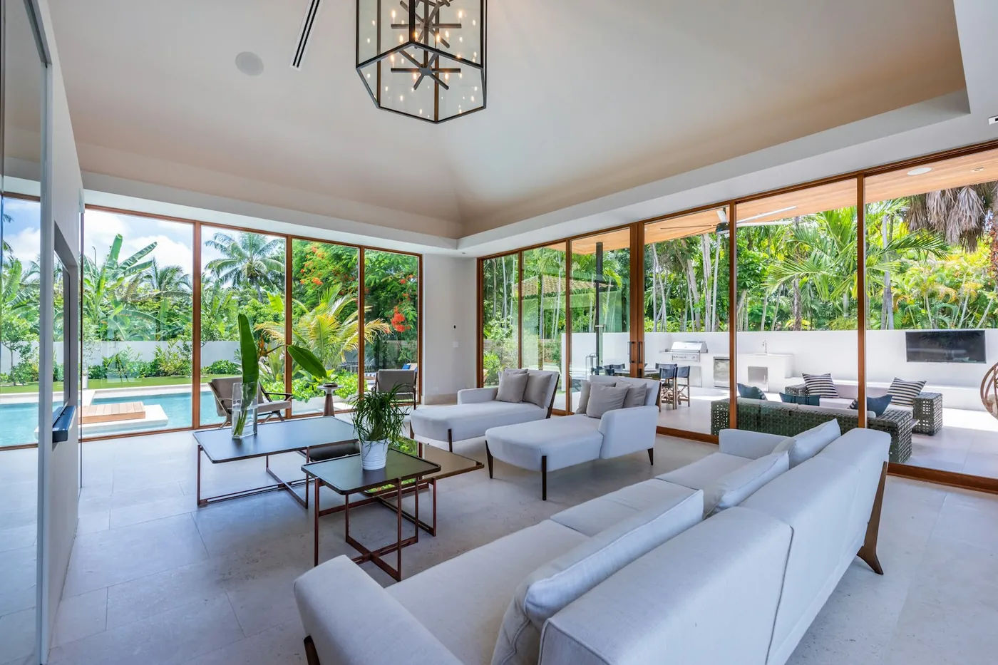 Villa Azure - Miami