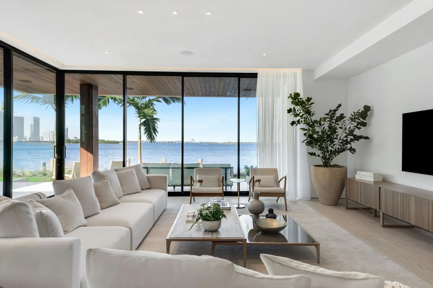 Villa Biscayne - Miami
