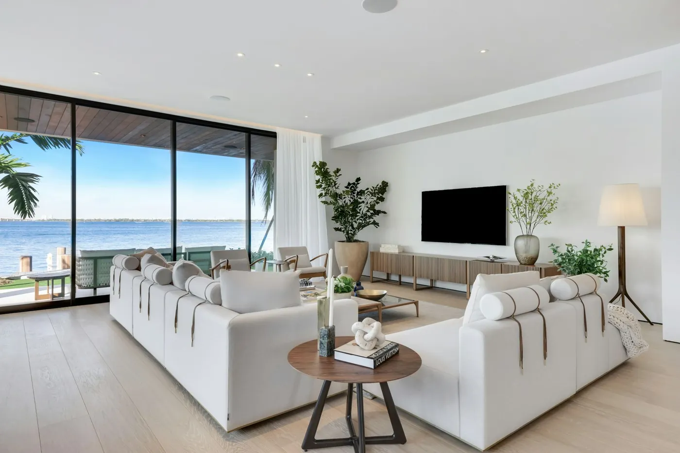 Villa Biscayne - Miami