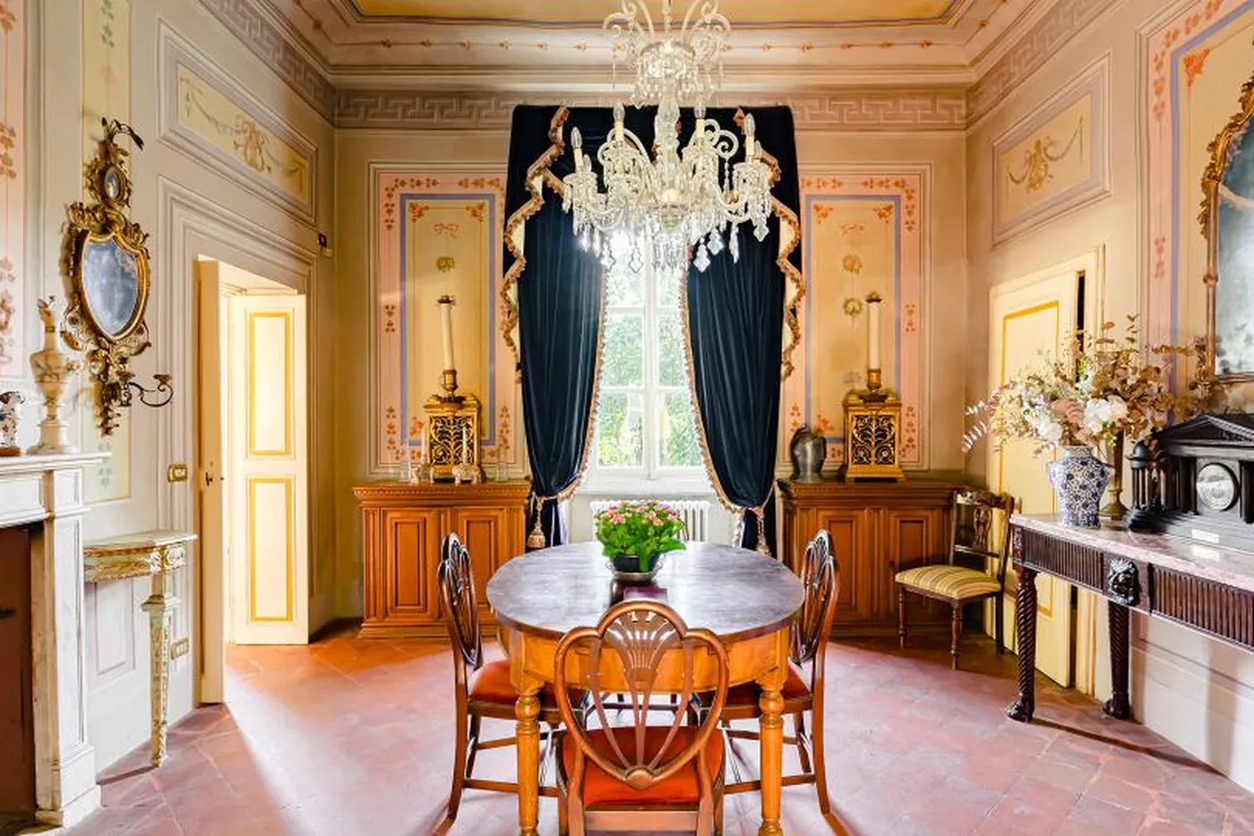 Villa Lucchese - Tuscany