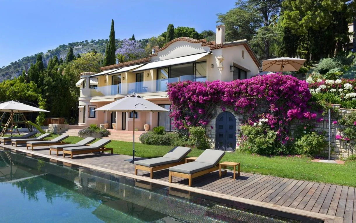 Villa Channel - luxury villa rental Villefranche