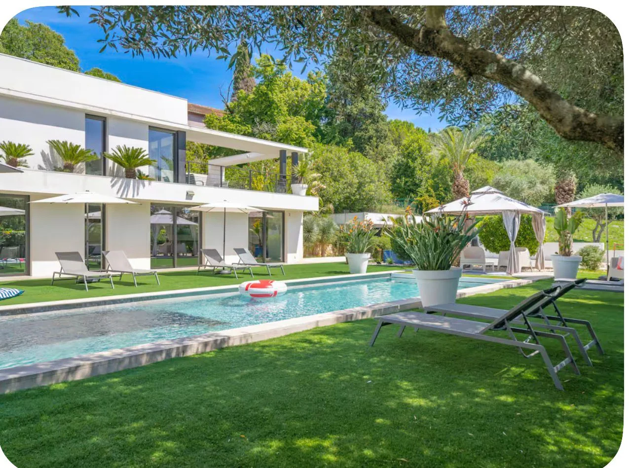 Pool and garden