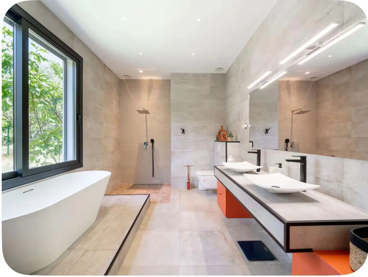 Marble bathroom with freestanding bathtub
