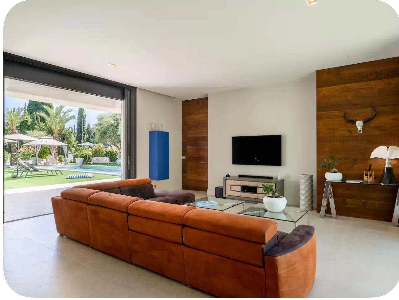 TV lounge