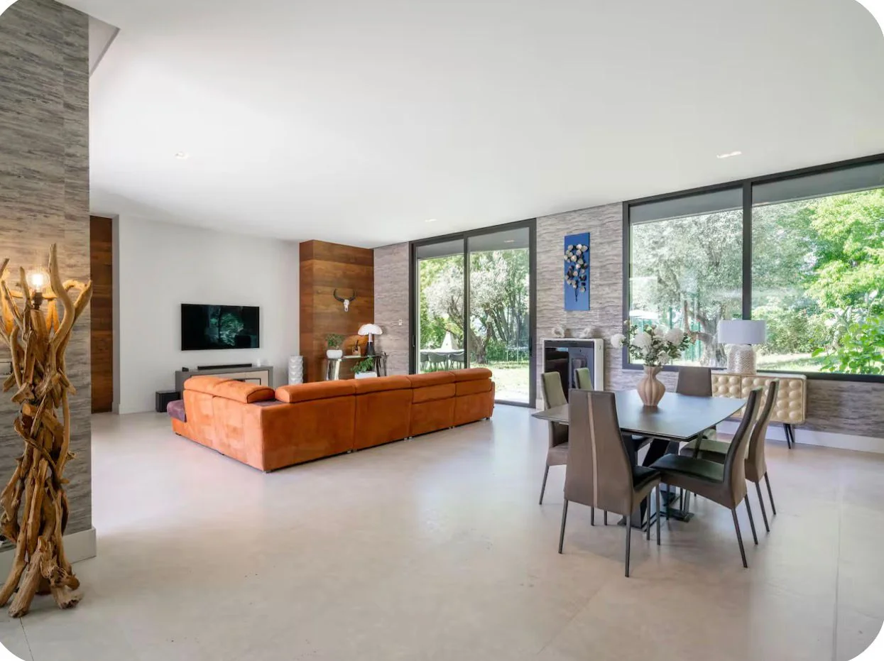 Living and dining room