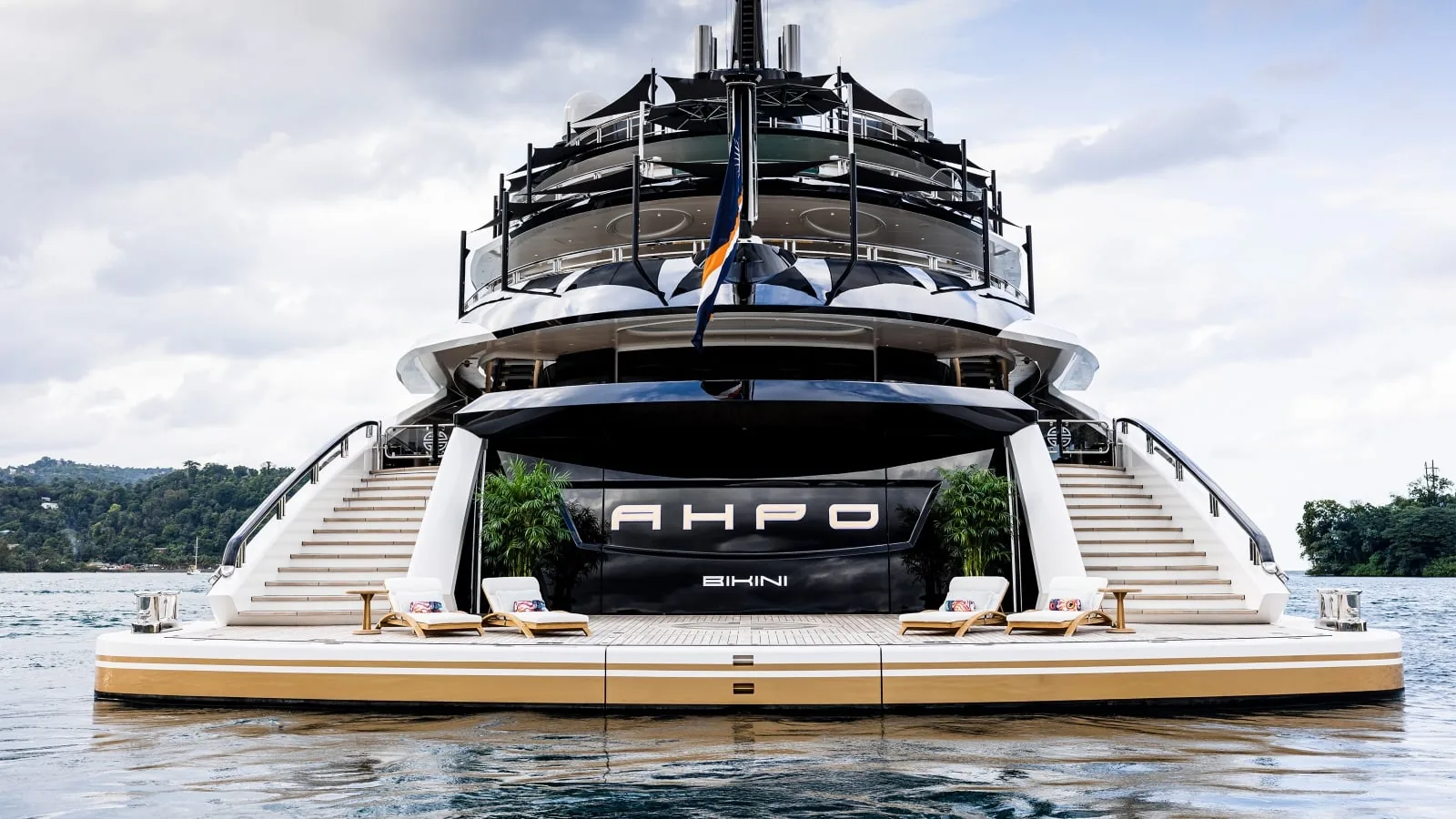 AHPO - yacht charter photo 4