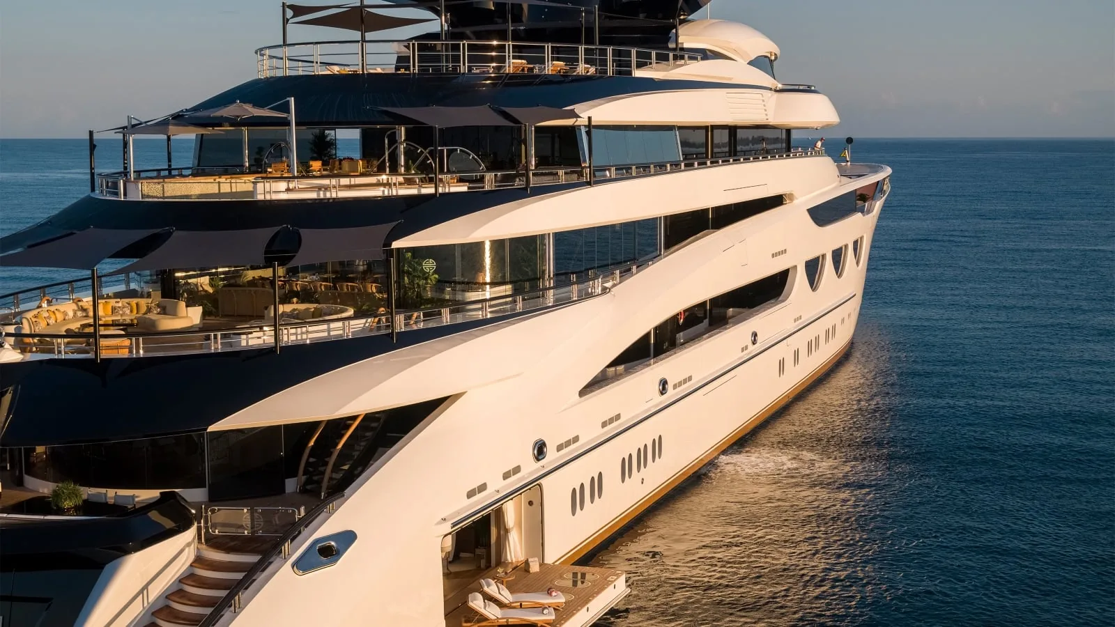 AHPO - yacht charter photo 5