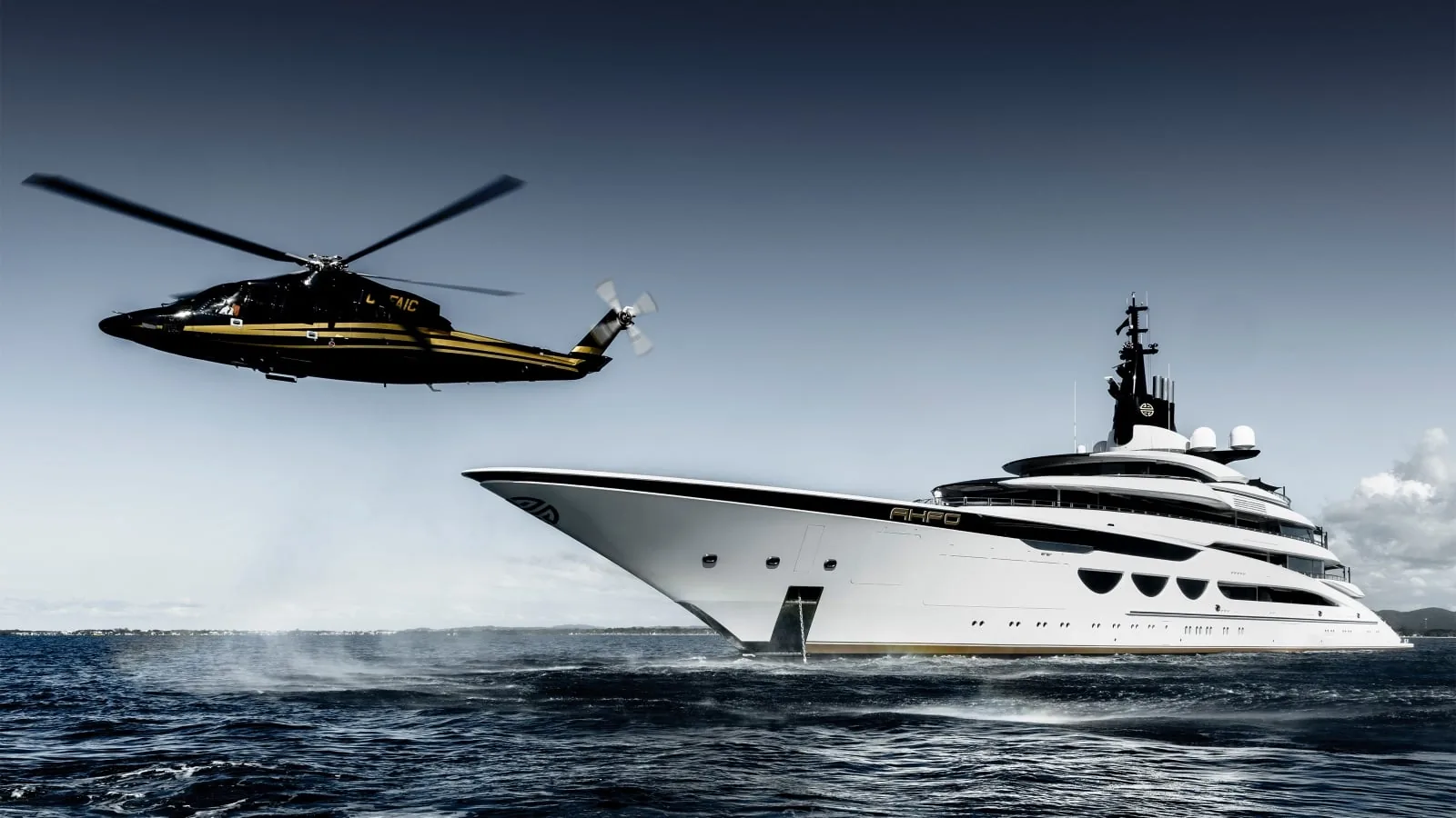 AHPO - yacht charter photo 8