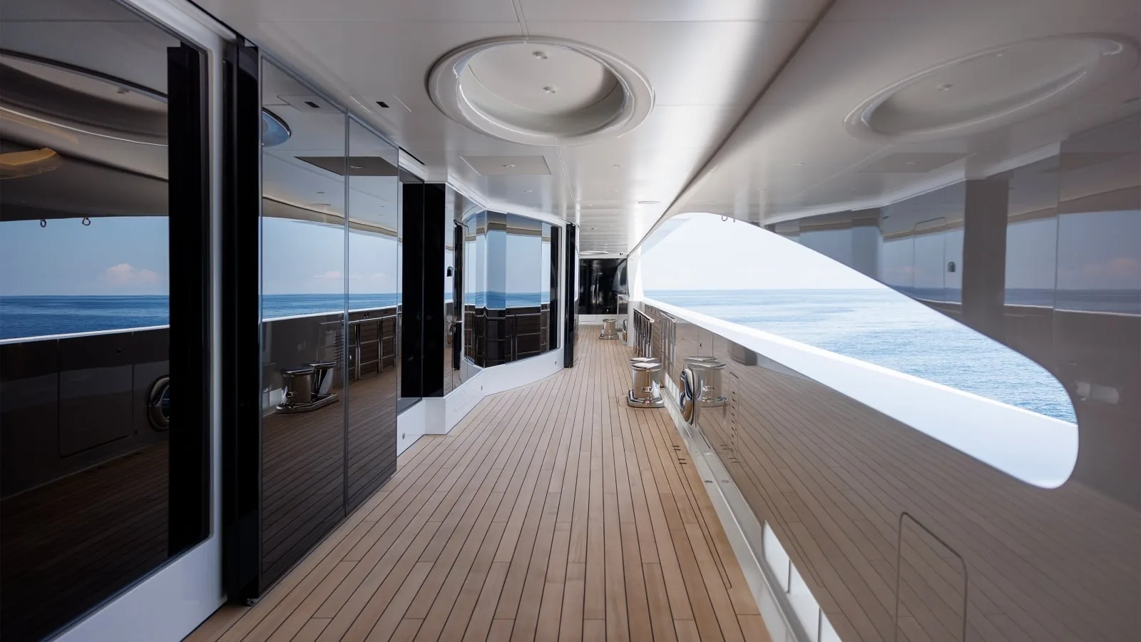AHPO - yacht charter photo 10