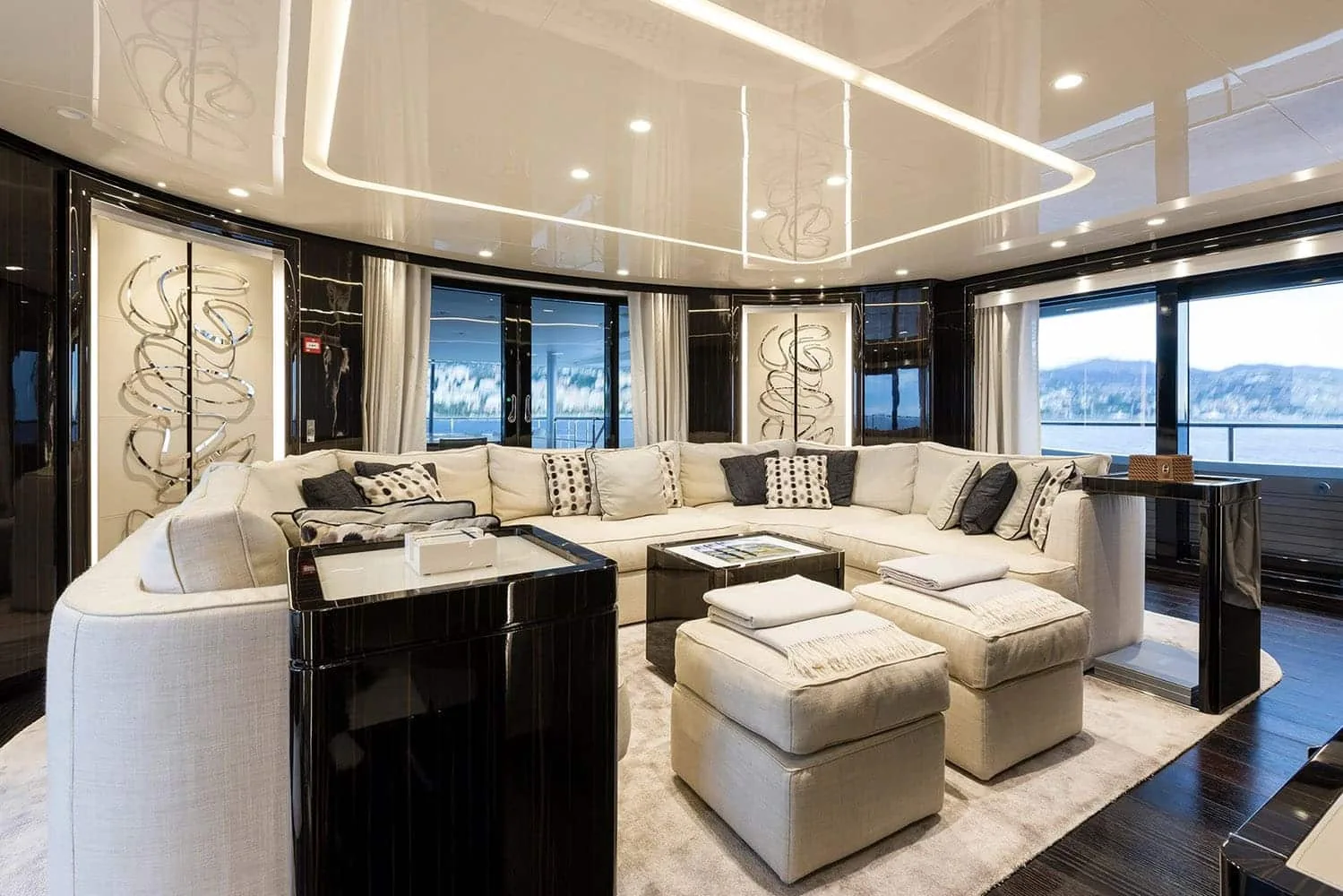 ANDIAMO - yacht charter photo 11