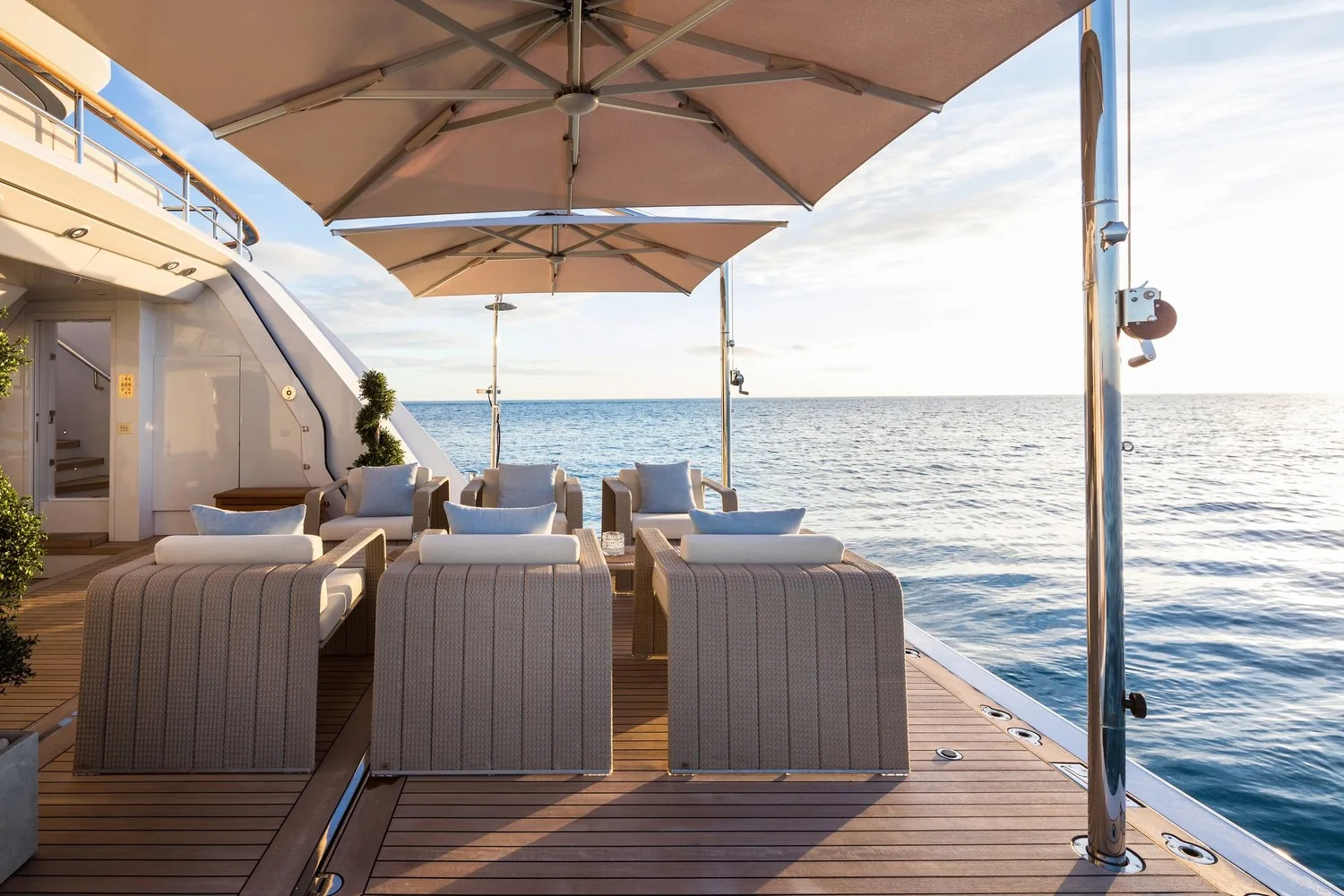 ARTISAN - yacht charter photo 8