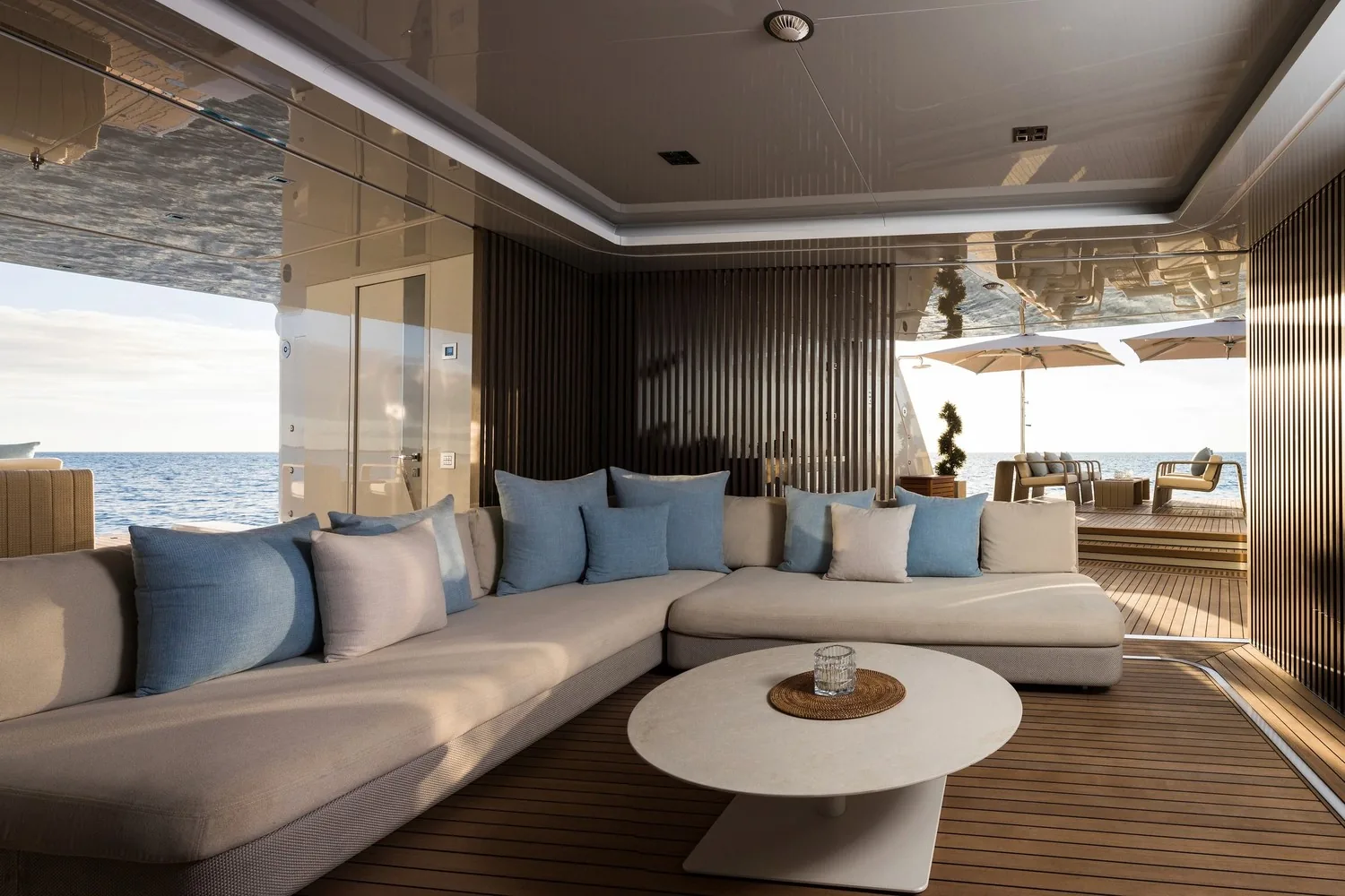 ARTISAN - yacht charter photo 10