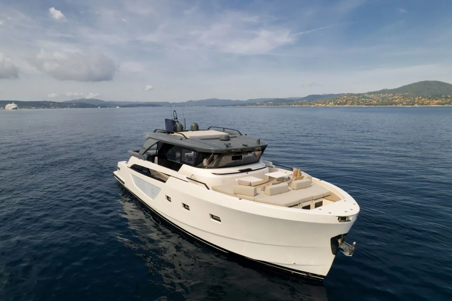 BLUEGAME BGX63 - yacht charter photo 5