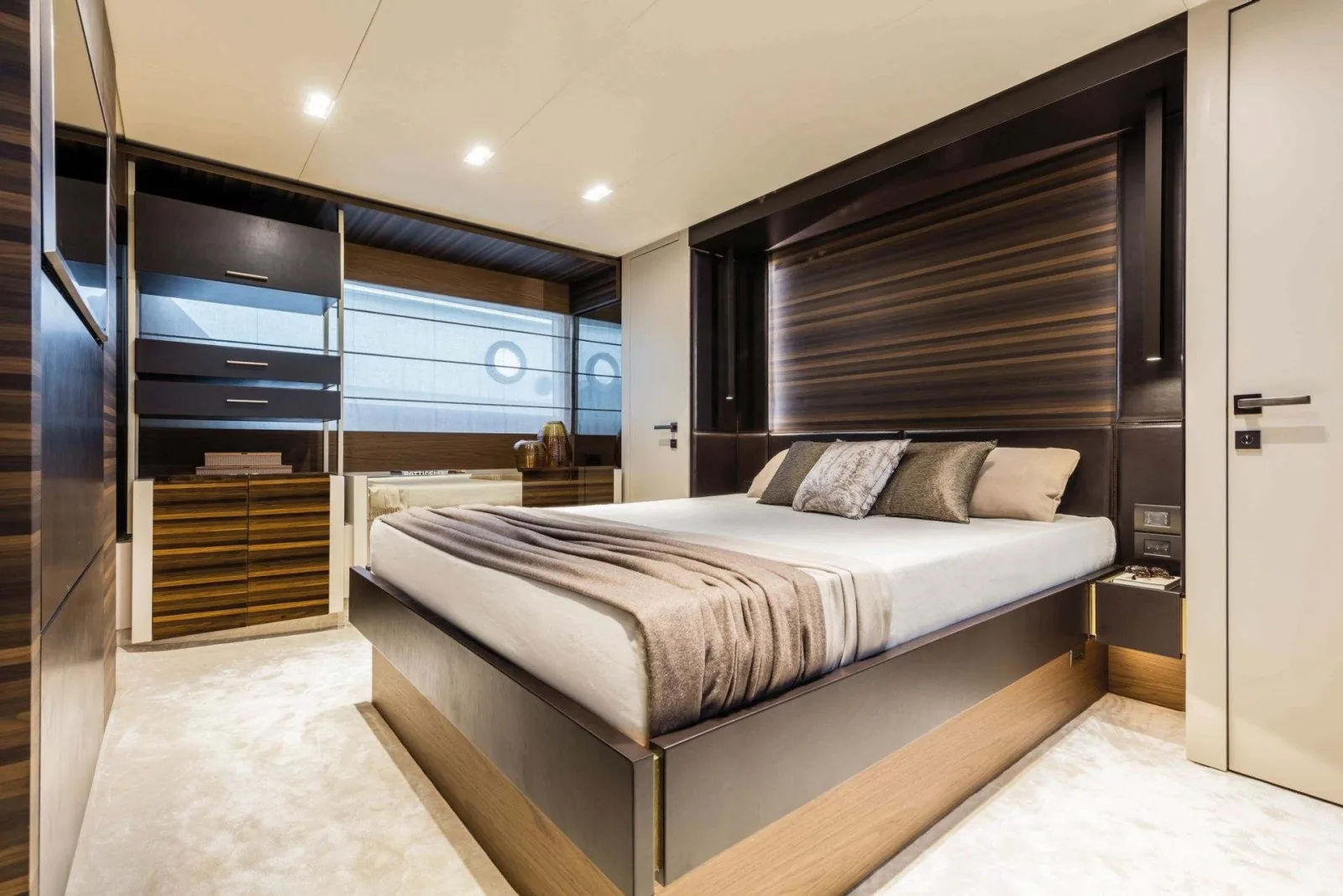 CARE ONE - yacht charter photo 11