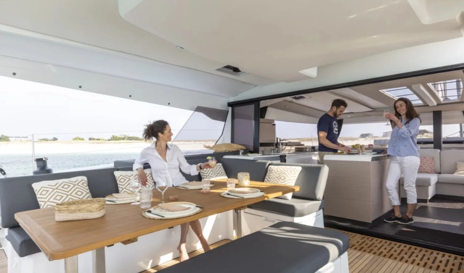 CATAMARAN AURA 51 - yacht charter photo 8