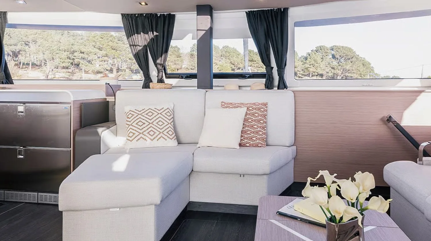 CATAMARAN AURA 51 - yacht charter photo 11