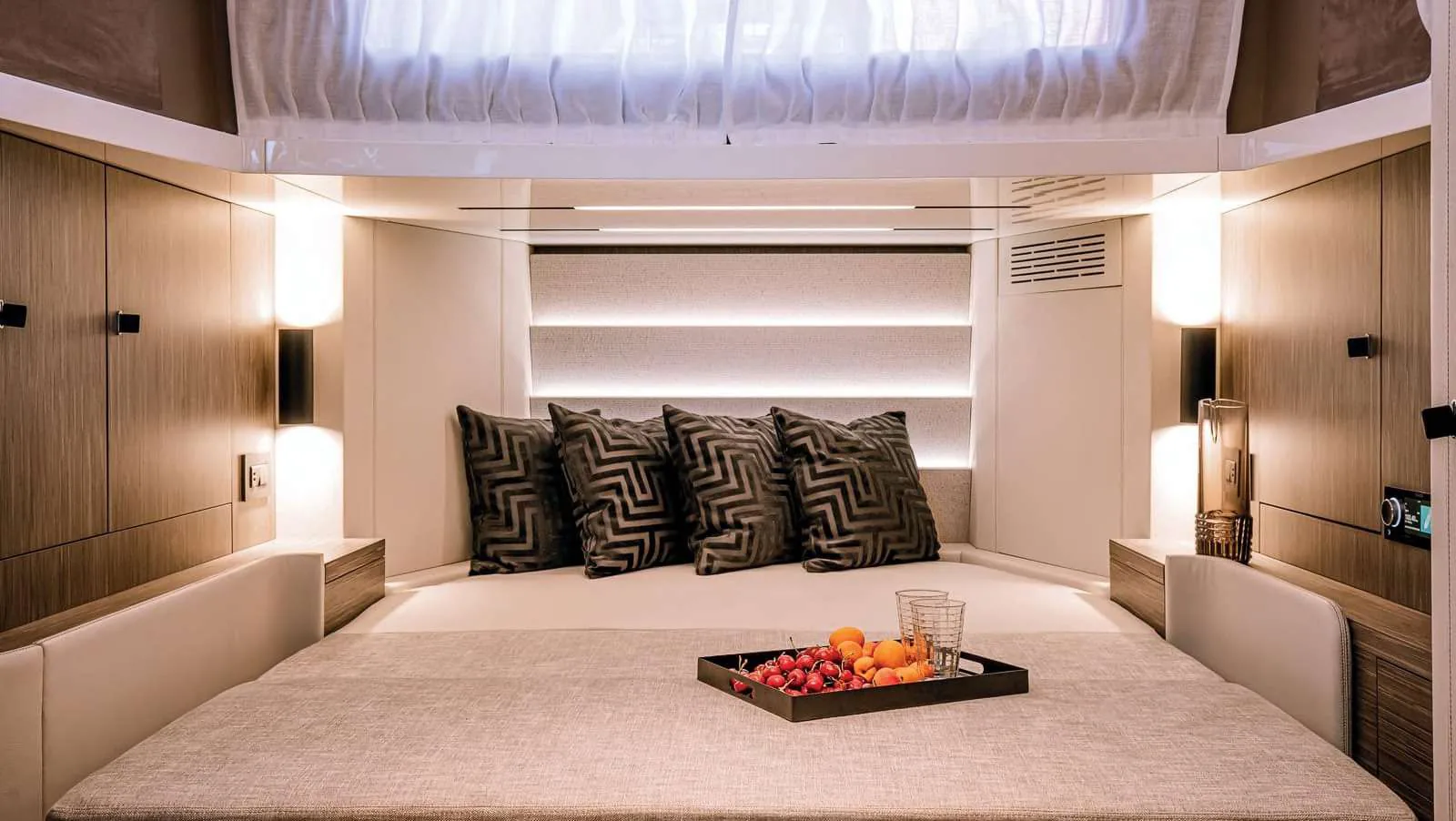 Cranchi A46 - yacht charter photo 6
