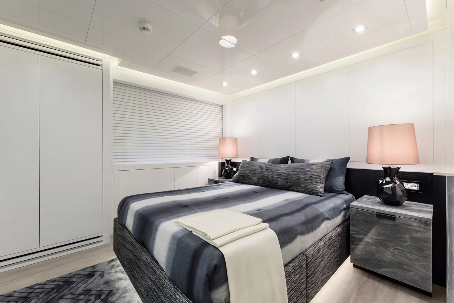 DA VINCI - yacht charter photo 13