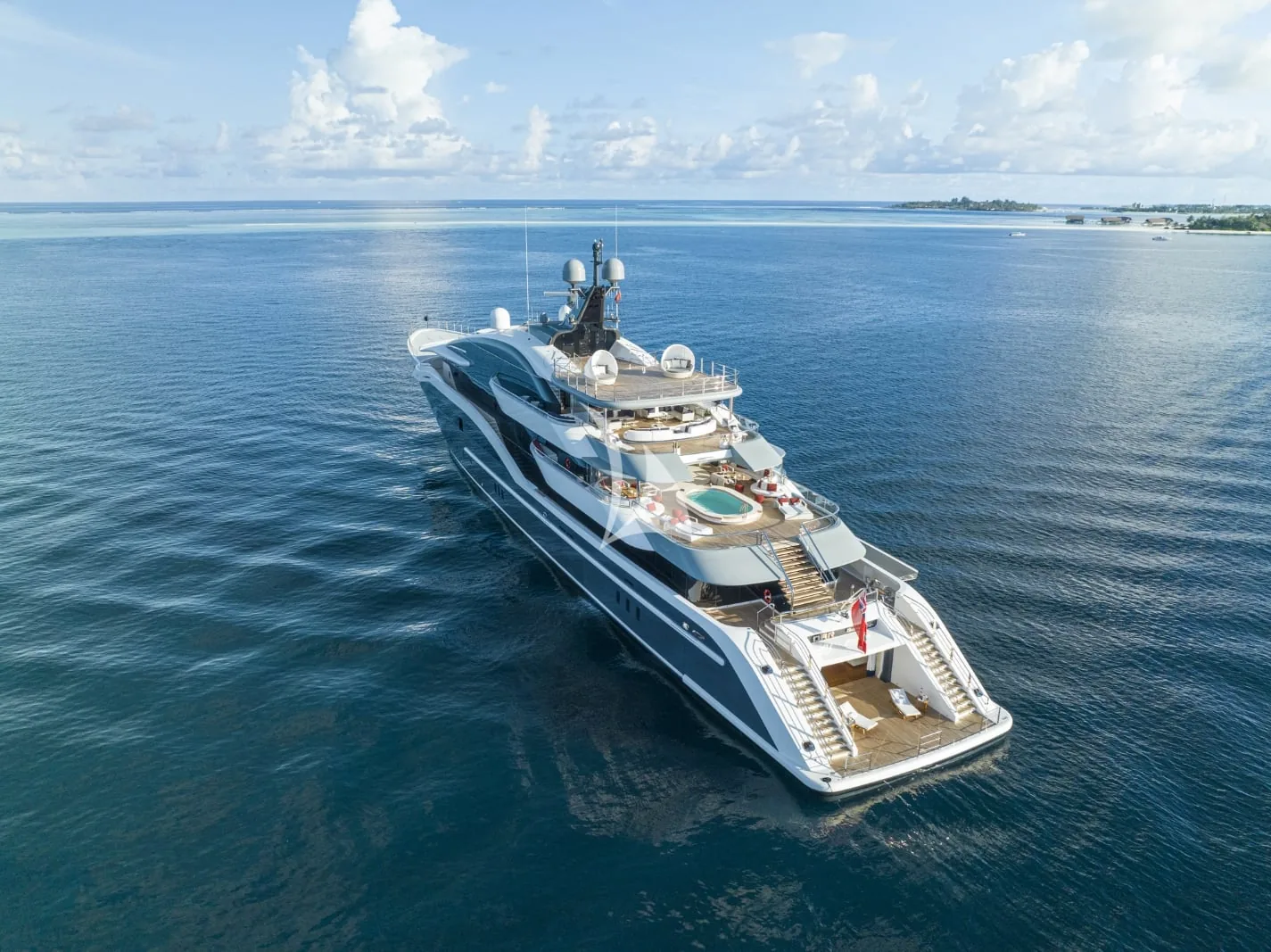 DAR - yacht charter photo 5