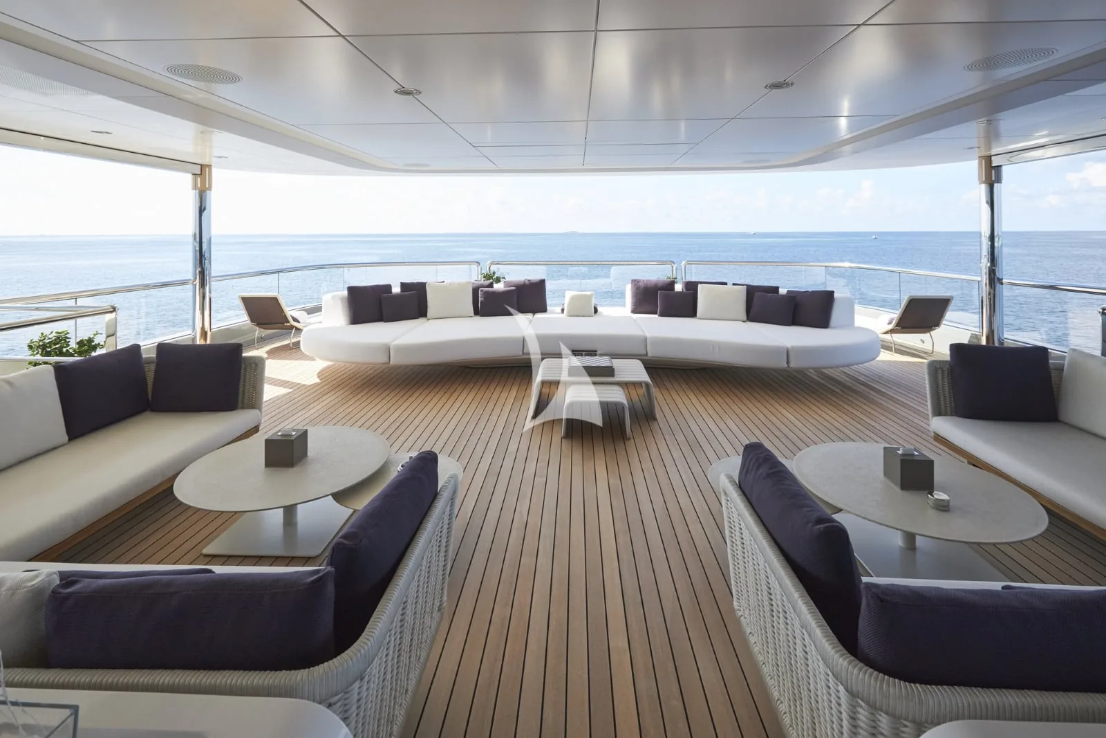 DAR - yacht charter photo 12