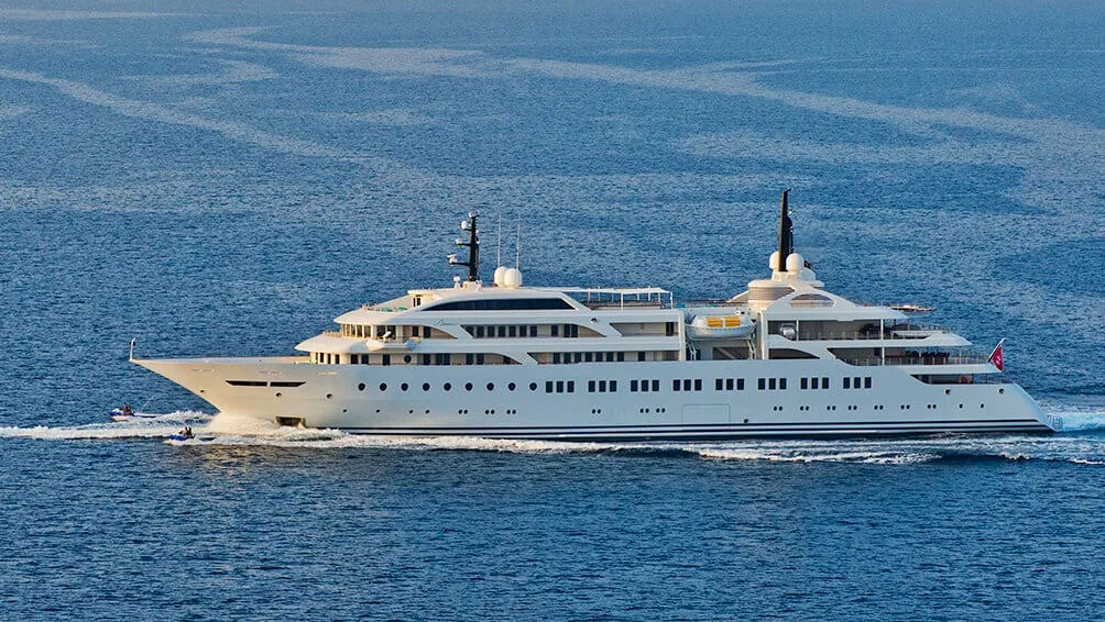 DREAM - yacht charter photo 2