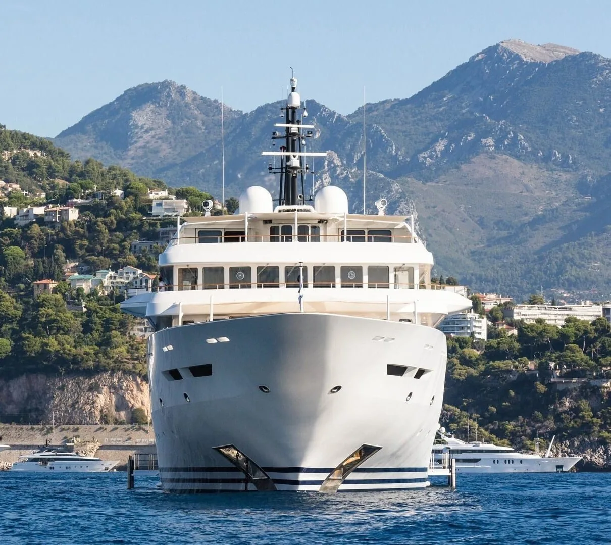 DREAM - yacht charter photo 4