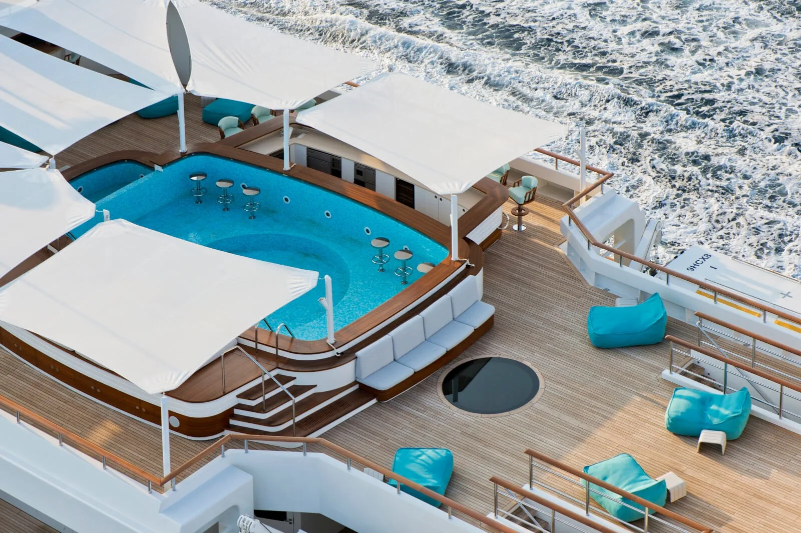 DREAM - yacht charter photo 6