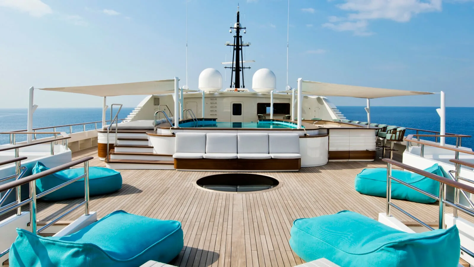 DREAM - yacht charter photo 7