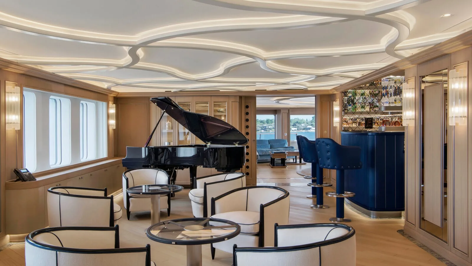 DREAM - yacht charter photo 10