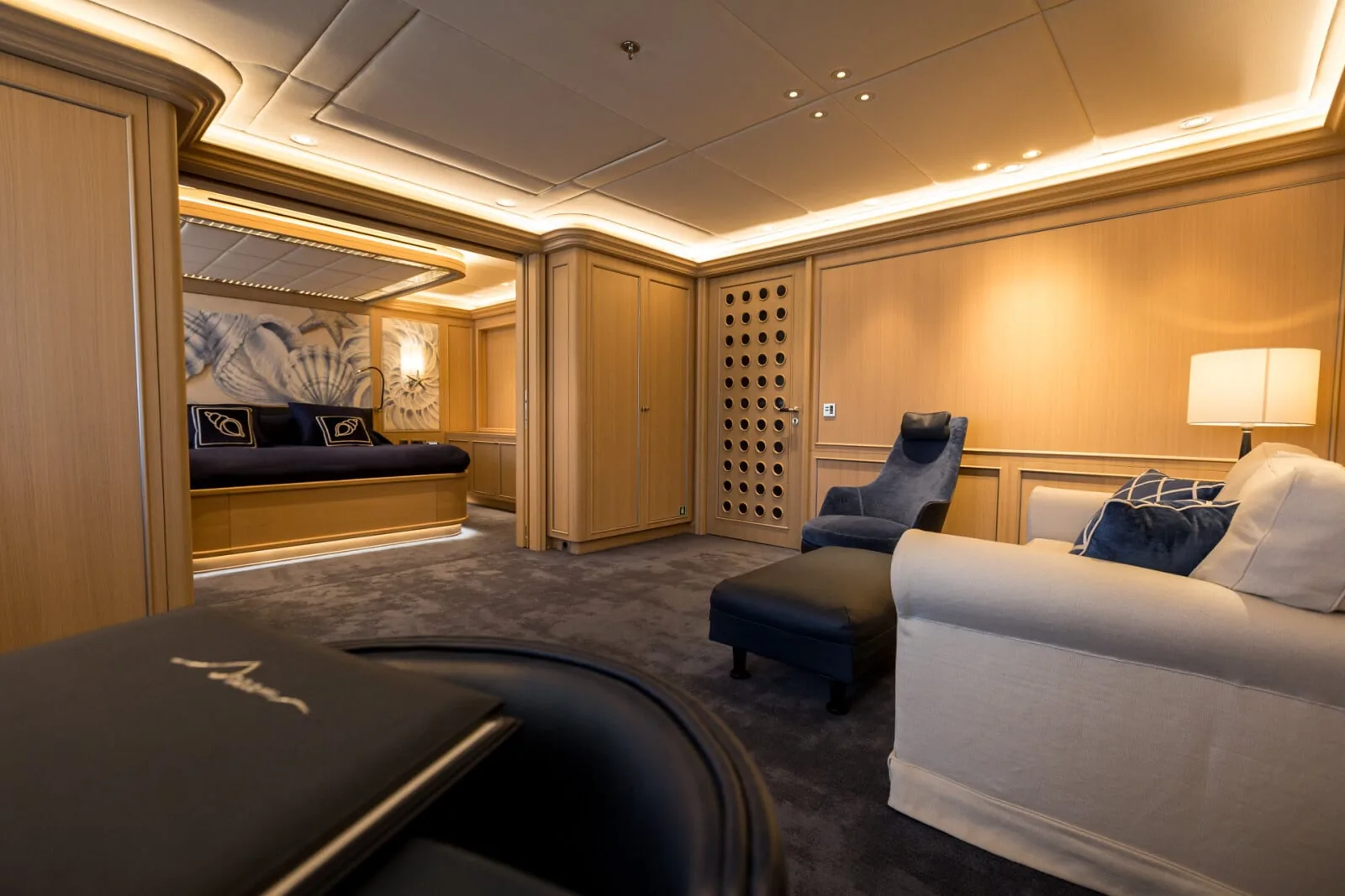 DREAM - yacht charter photo 18