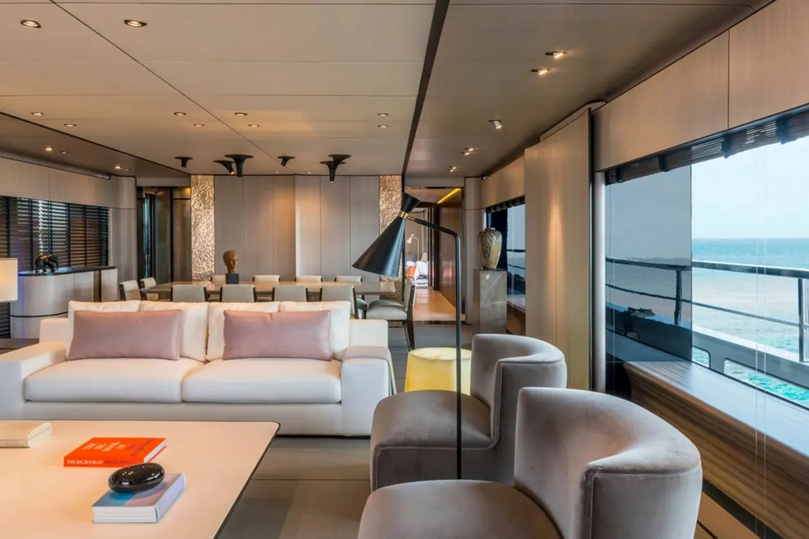 ENDEAVOUR 2 - yacht charter photo 6