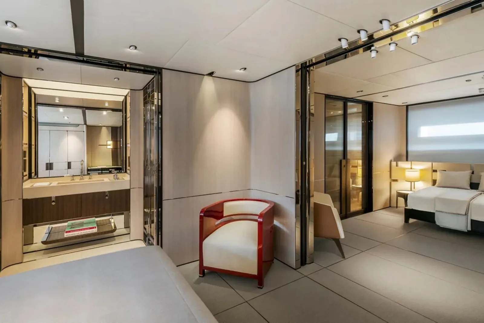 ENDEAVOUR 2 - yacht charter photo 11