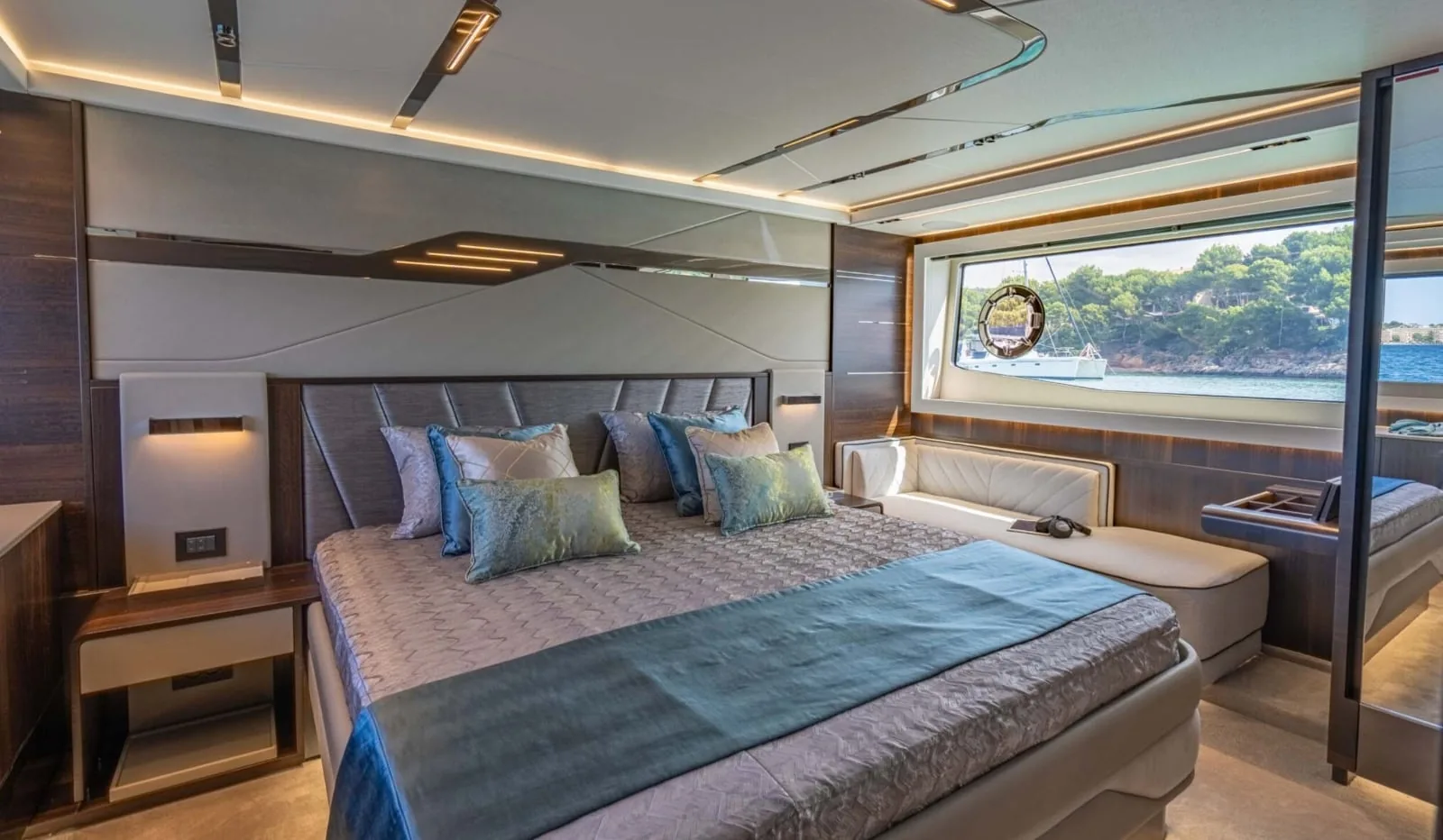 FORZA - yacht charter photo 14