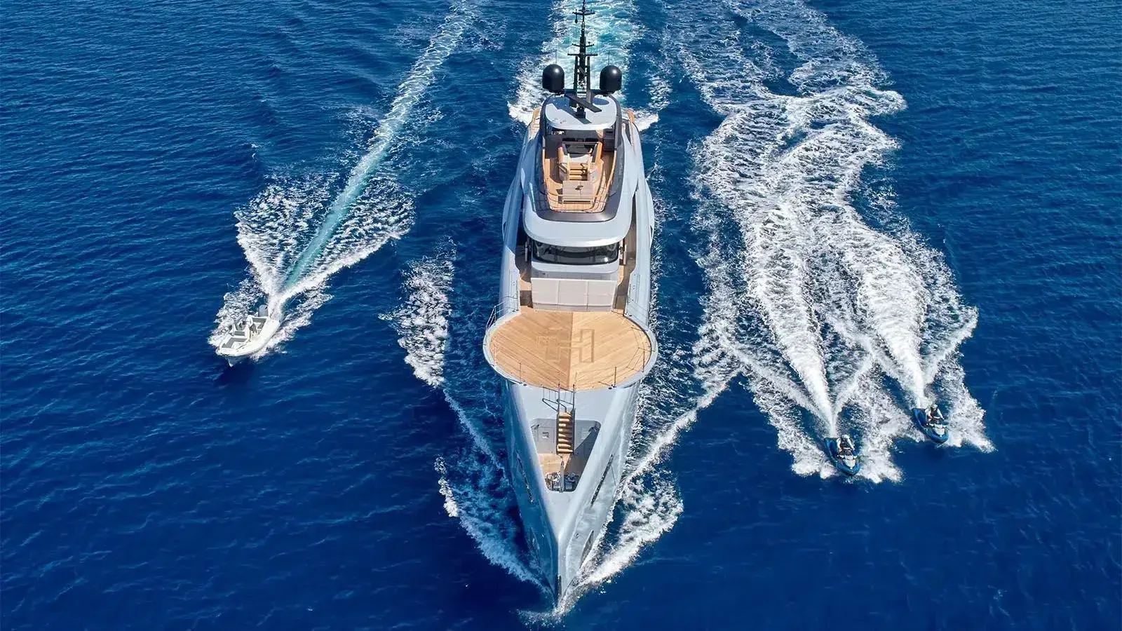 GECO - yacht charter photo 3