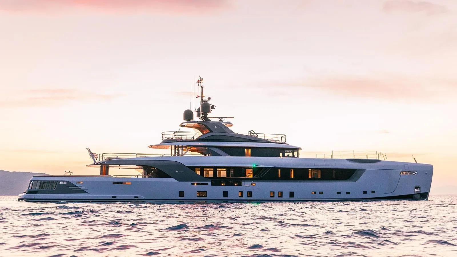 GECO - yacht charter photo 4