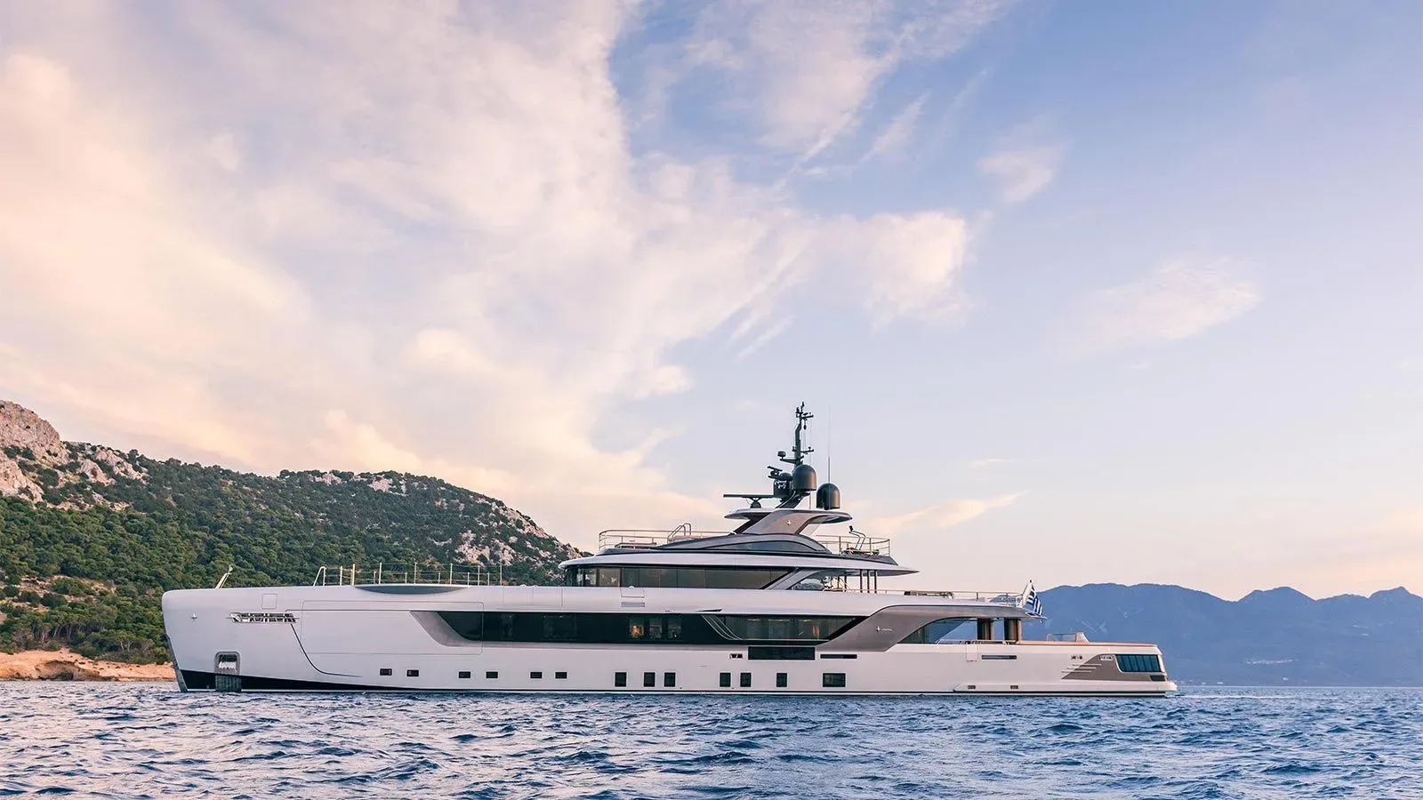 GECO - yacht charter photo 5