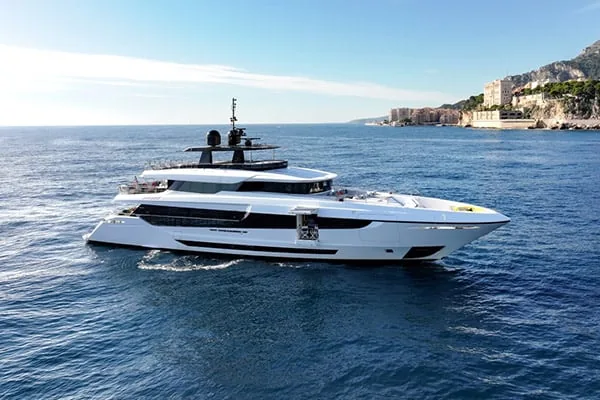 HALARA - yacht charter French Riviera
