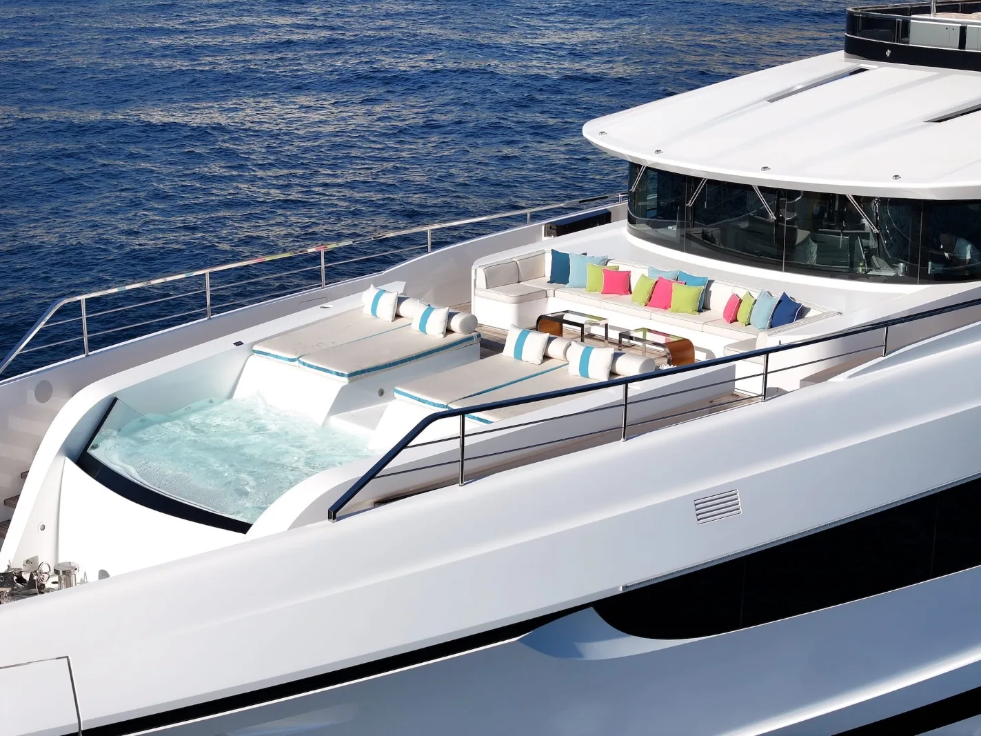 HALARA - yacht charter photo 6