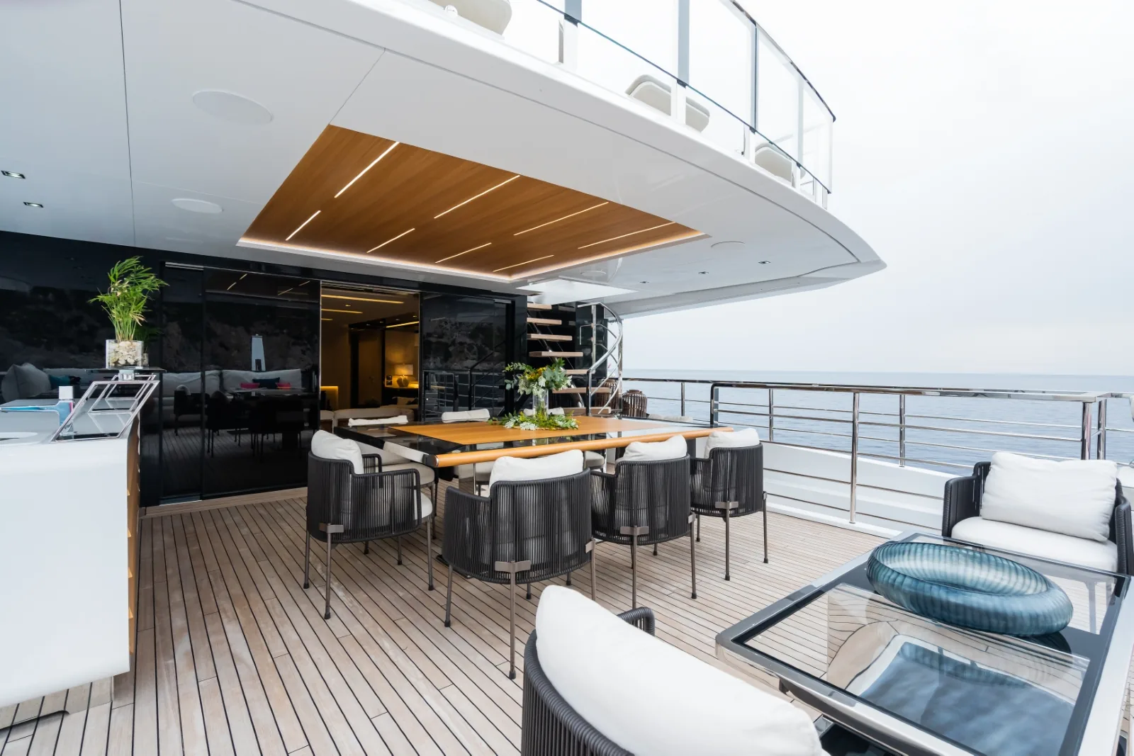 HALARA - yacht charter photo 12