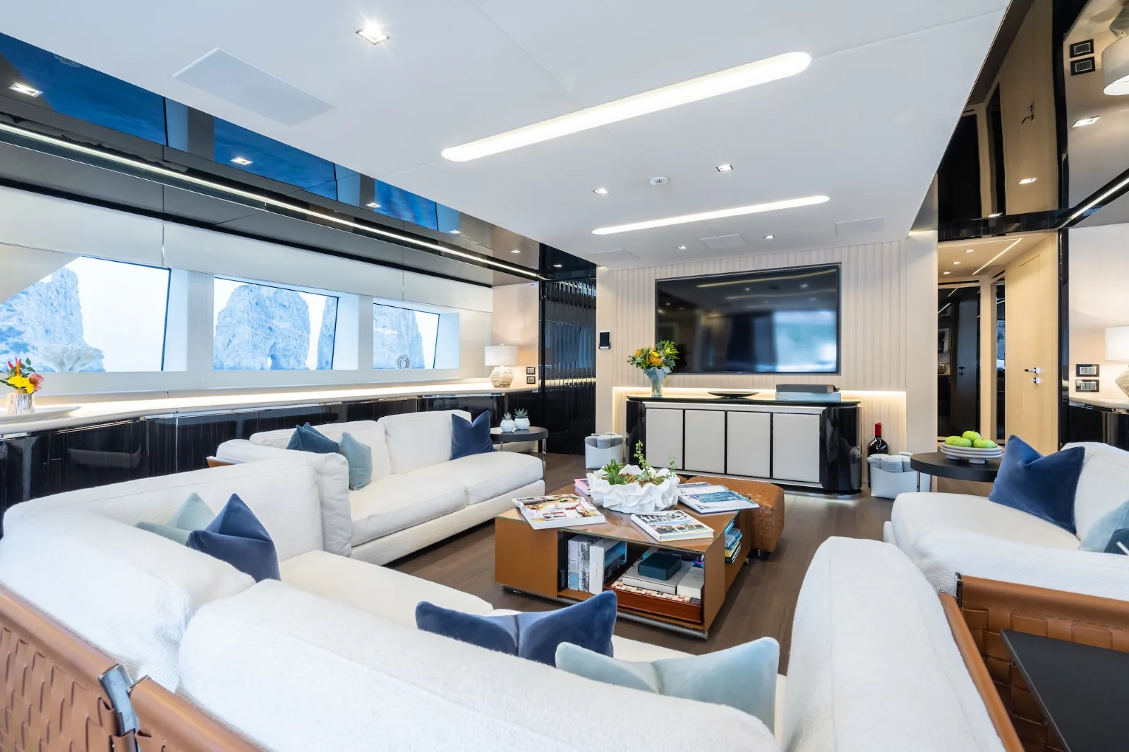 HALARA - yacht charter photo 14