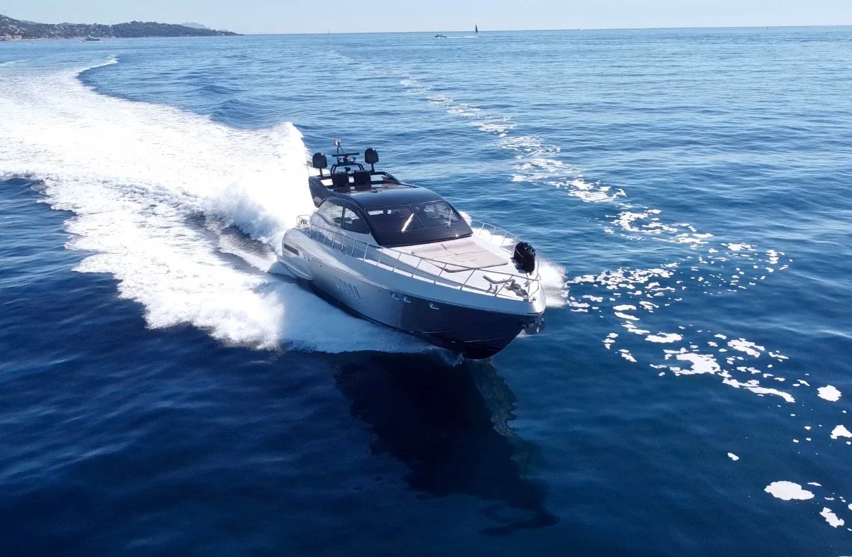 HELIOS - yacht charter photo 10