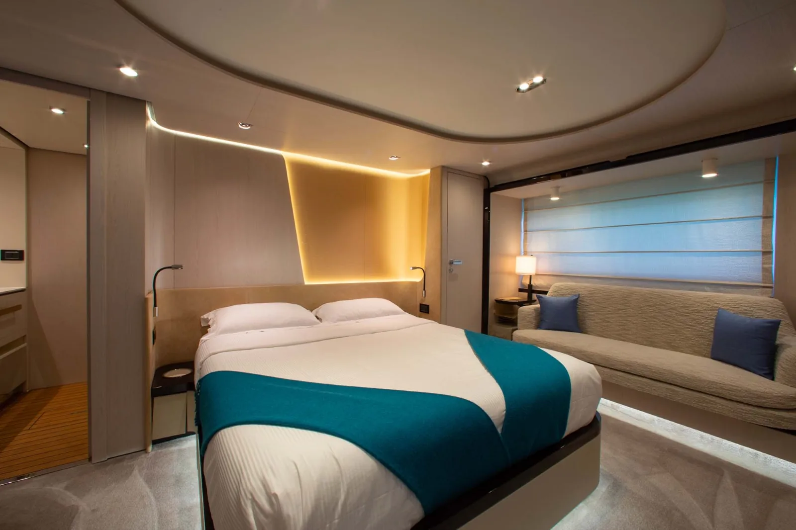 IMAGINE - yacht charter photo 16